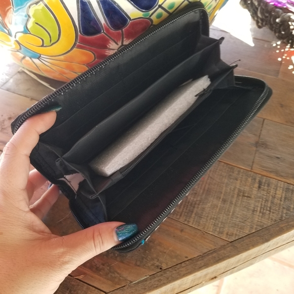 Mexican Embroidered Pink Rose Wallet - Picture 4 of 8